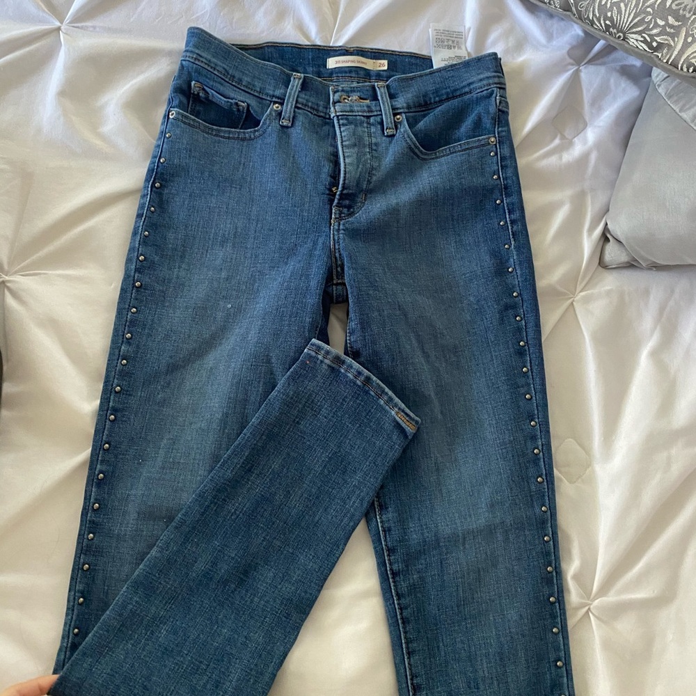 studded levi’s